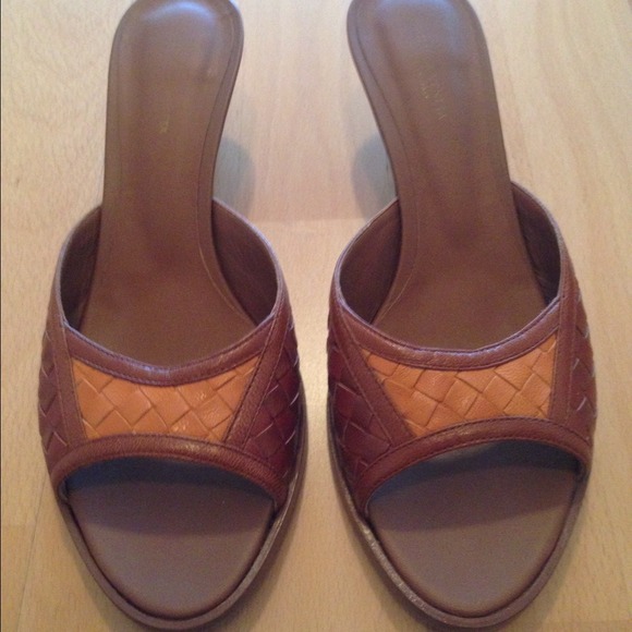 Bottega Veneta slip on shoe.