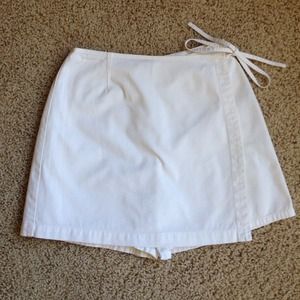 limited Chinos white skorts size 8
