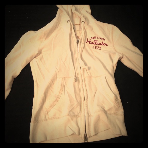 Hollister Hoodie🍁