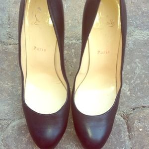 Louboutin New Simple Pump Sz41