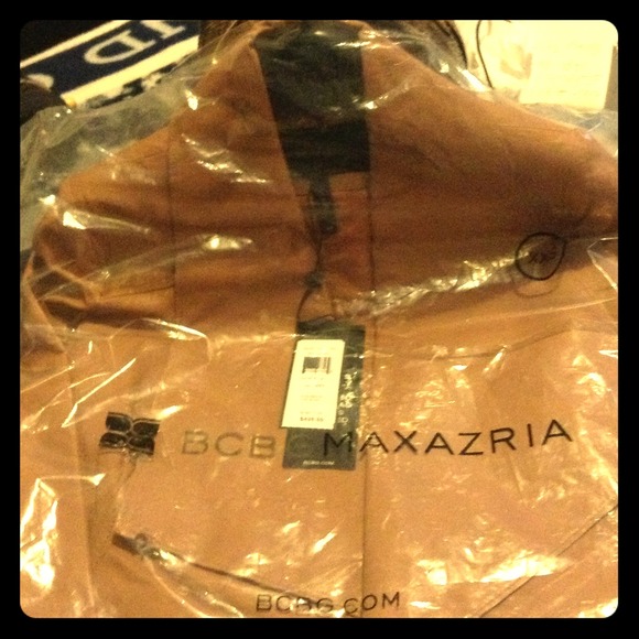 BCBGMAXAZRIA. -SOLD-