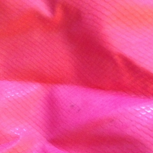 More pics of pink purse
