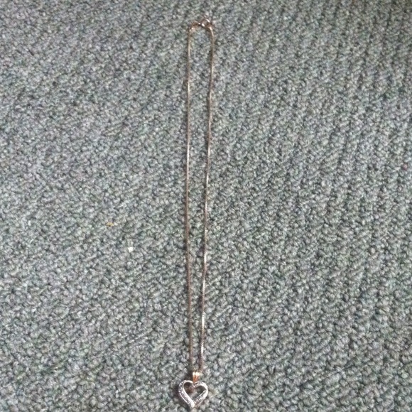 Gold heart necklace