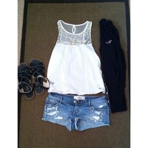 ••Hollister Bundle••