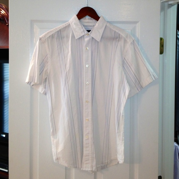 💰 Men's Striped Button Up from Gap