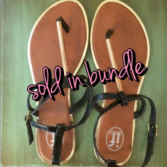 🎀sold in bundle🎀 BRAND NEW Black Sandals