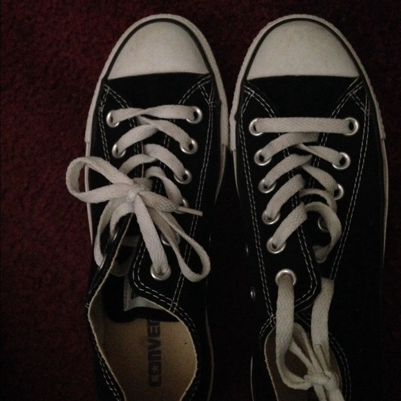 Black converse
