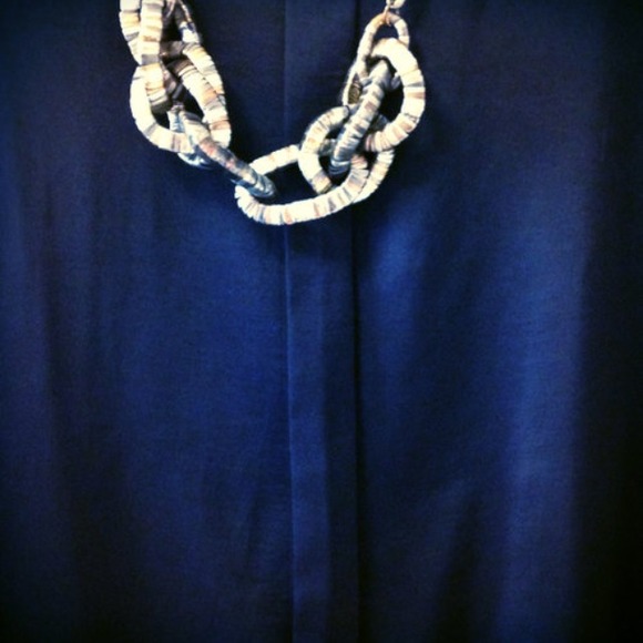 Top - Picture 2 of 3