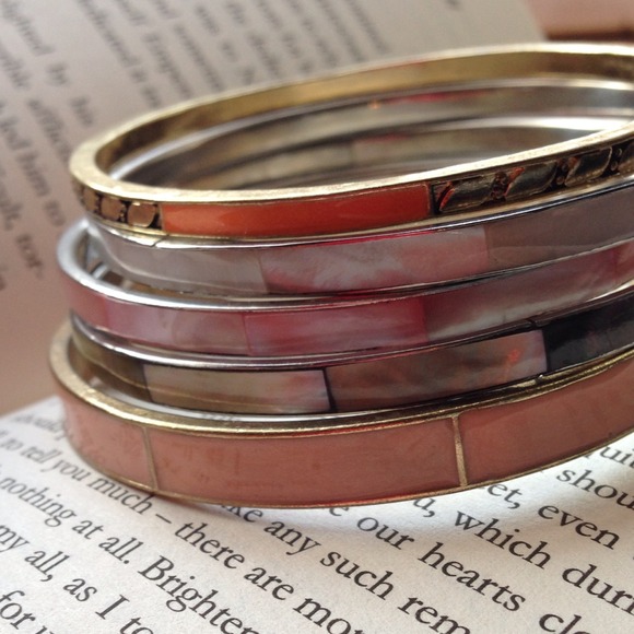 💢BUNDLED💢Bundle of Bangles! - Picture 4 of 4