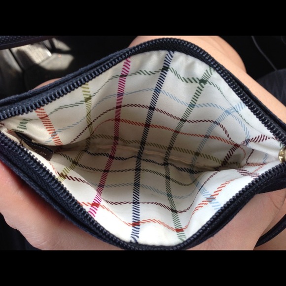 ✌️✌️TRADED!!✌️✌️Authentic Coach wristlet in black - Picture 4 of 4