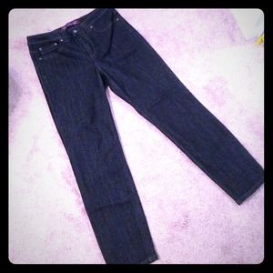 Gloria Vandersilb high waist skinny jeans new pics