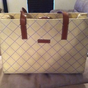 Dooney and Bourke purse