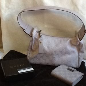 Gucci handbag &wallet set "reduced price"