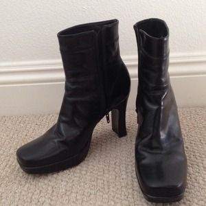 Nine West Boots! 👢