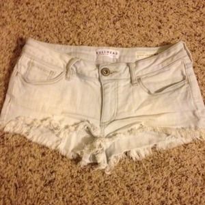 ❌Sold❌Bullhead frayed short shorts