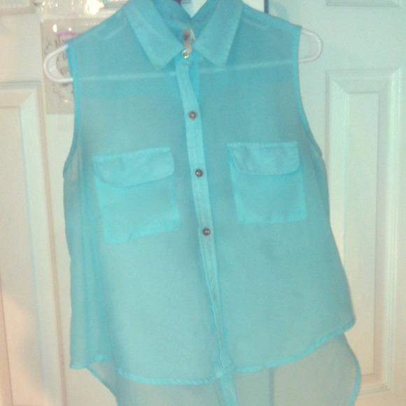 Beautiful Light blue chiffon shirt💁💙💎