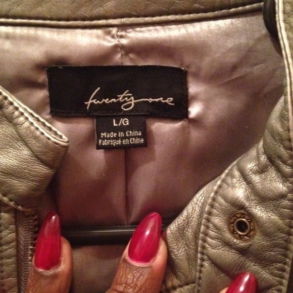 Motorcycle Jacket - Picture 2 of 3