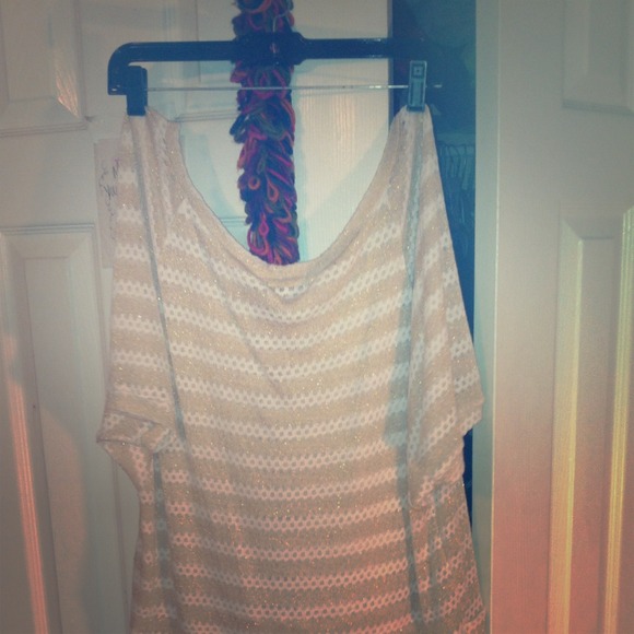 Loose off shoulder blouse 💎