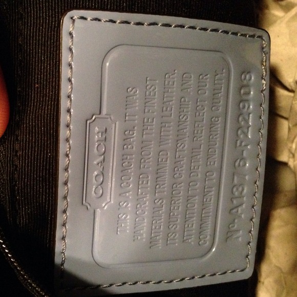 🚫SOLD🚫 Authentic coach handbag👜 😍 PP Price - Picture 3 of 3