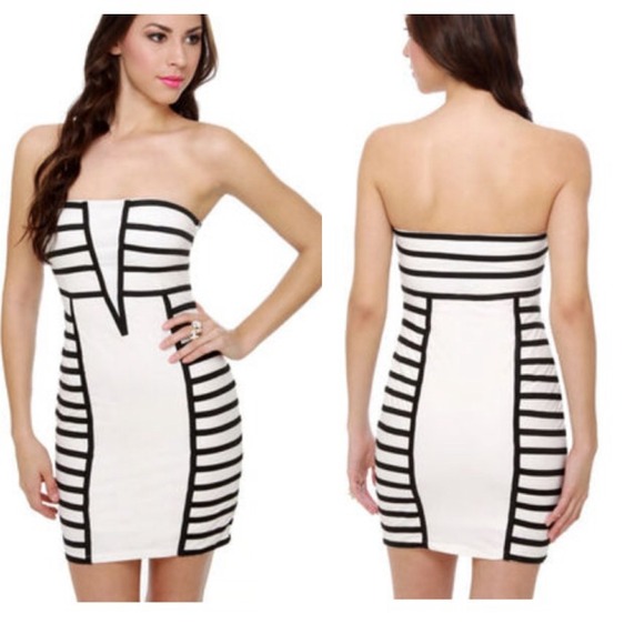 🎉White bodycon Strapless dress💋 - Picture 1 of 4