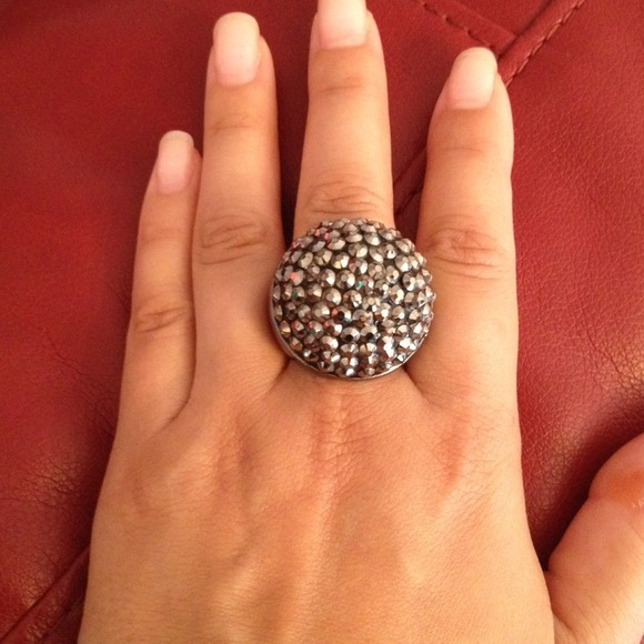 Jennifer Lopez 3 piece set jewelry. - Picture 4 of 4