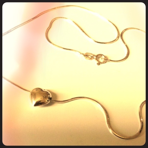 .925 silver necklace with heart pendant