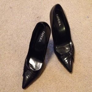 Pointed Toe Pump