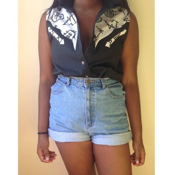 Black Tribal Shirt - Picture 2 of 2