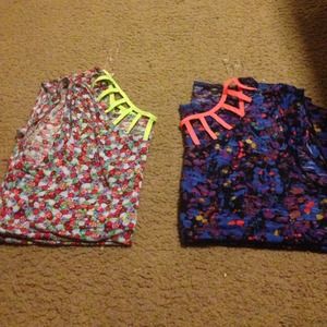 2 floral Printed Short Sleeves tops