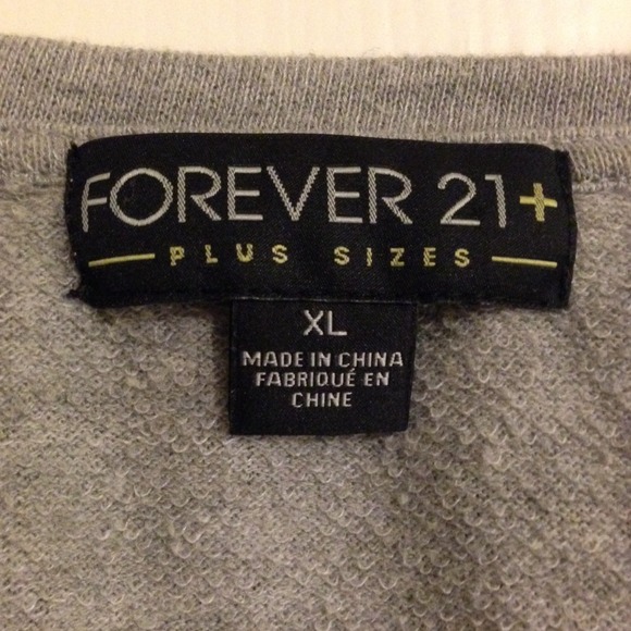 ✳️SOLD in Bundle✳️ F21 Sweatshirt w/ Glasses Print - Picture 2 of 4