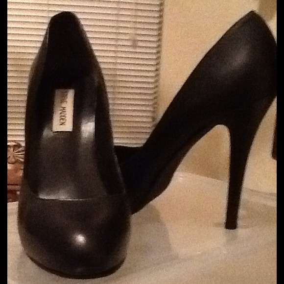 Black leather pumps REDUCED!! $15
