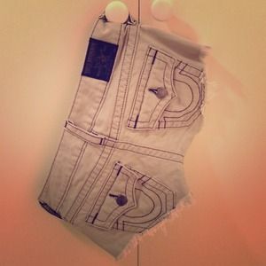 True Religion Joey cut offs sz 26