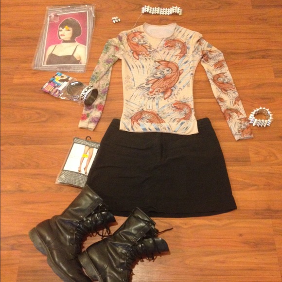 Rocker goth Halloween costume - Picture 2 of 4