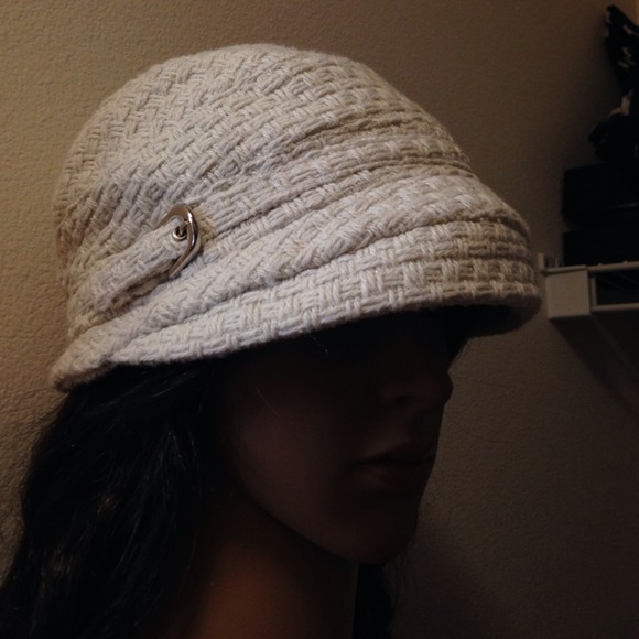 White Hat - Picture 1 of 3