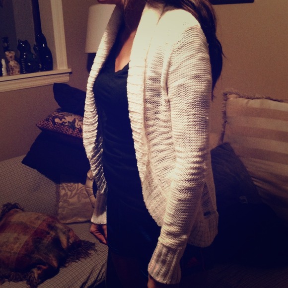 element Sweaters - Element off white sweater