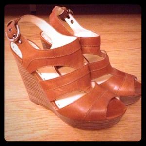 Bundle==COACH Wedges and COACH Poppy Wallet.