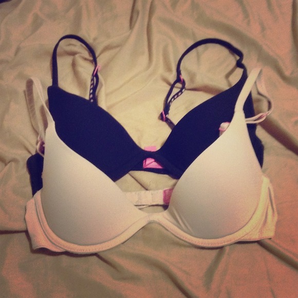 🚫SOLDVS PINK SCOOP NECK BRAS