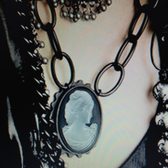 Dominique Cohen Jewelry - ⏰ RESERVED for @tinysparrow Cameo Dominique Cohen.