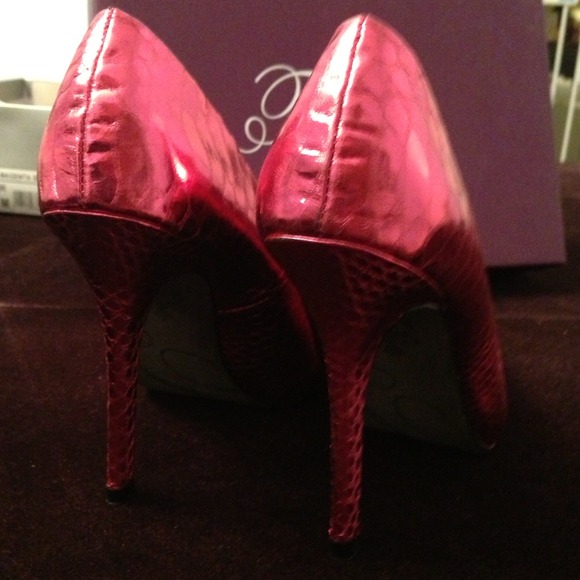 Fergie Footwear💜"Protest" Heels Magenta - Picture 3 of 4