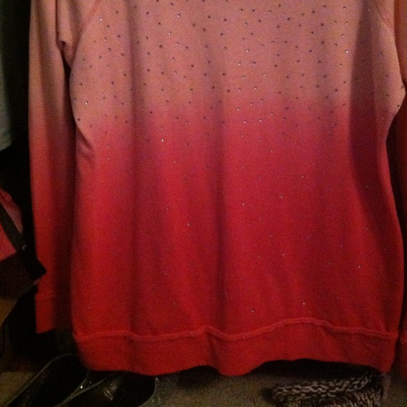 Pink sweater - Picture 2 of 2
