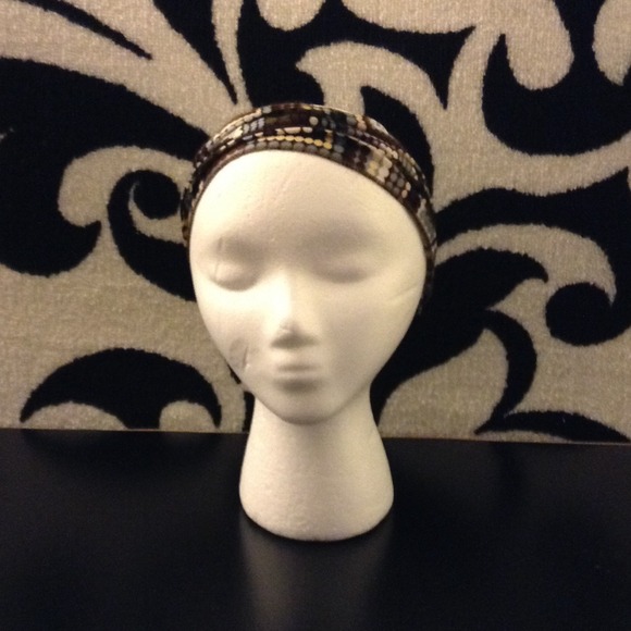 GIFTED 🎁 Mod Headband FREE WITH PURCHASE!