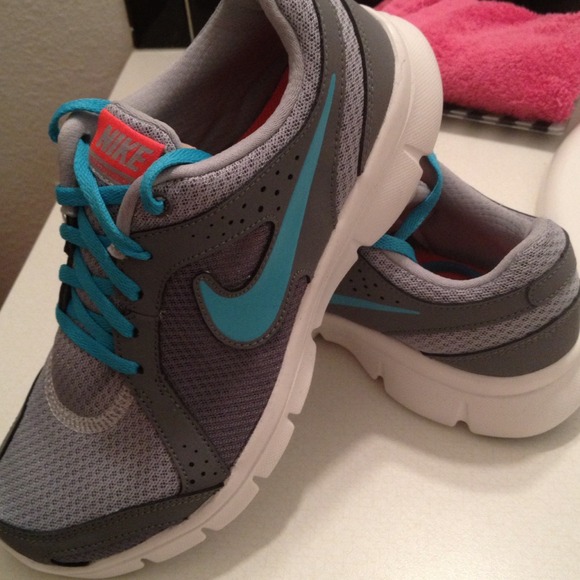 ❌Sold❌New Nike flex experience 5.