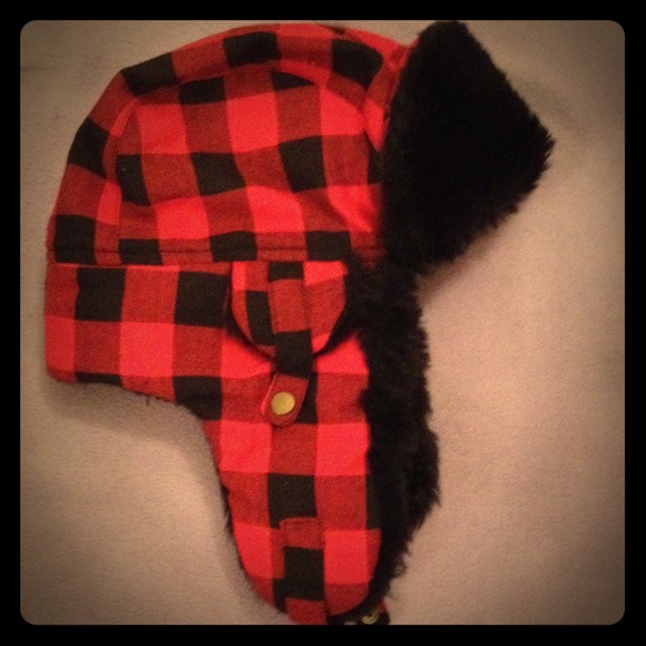 Black and Red Trapper hat