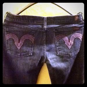 On sale 4 the next hour!!! 7 MAN KIND JEAN????