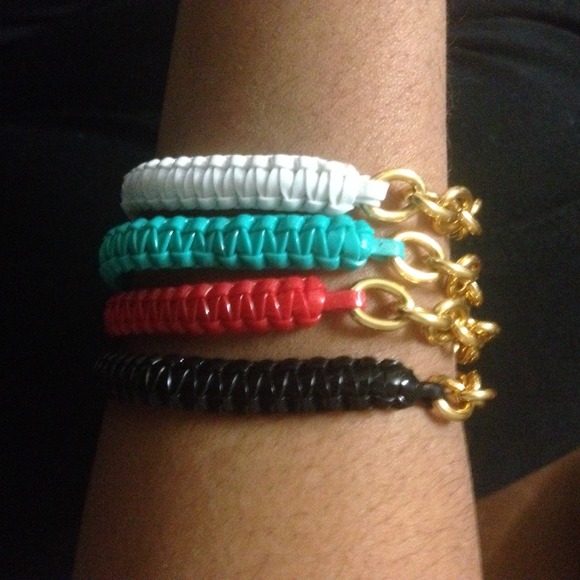 Bracelets - Picture 2 of 4