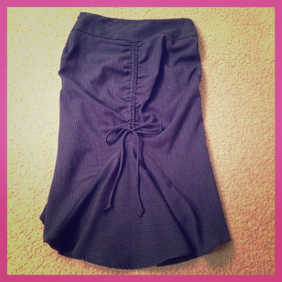 Hi-lo Pinstripe with Sexy Adjustable Bow on Back - Picture 1 of 3