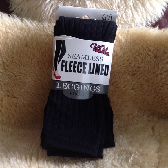 HOLD MYALEA77 💕 FLEECE LINED LEGGINGS 💖 NWT