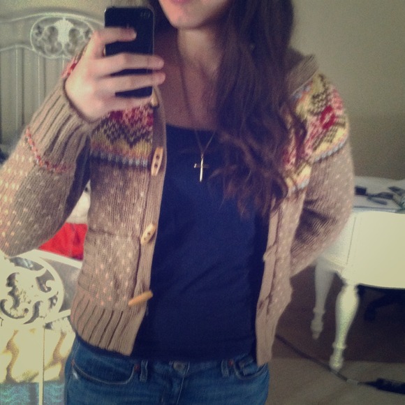 Adorable Heavy Knit Sweater for Autumn/Winter!