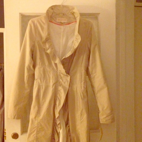 ✨🎉SOLD IN BUNDLE🎉NWT Michael Kors trench coat