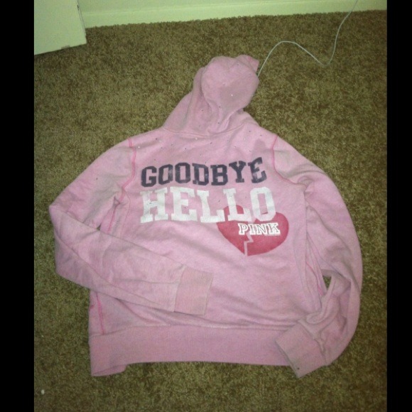 💢MUST GO💢 PINK hoody. Medium sized